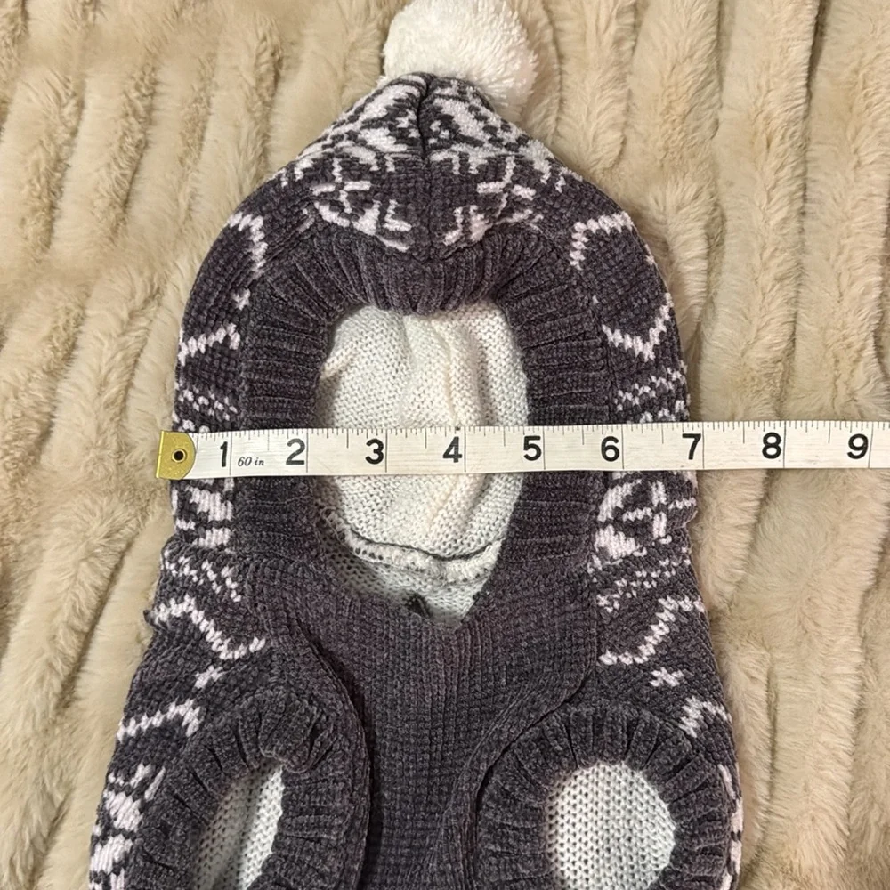Bee & Willow Grey/white pet dog sweater XS/S